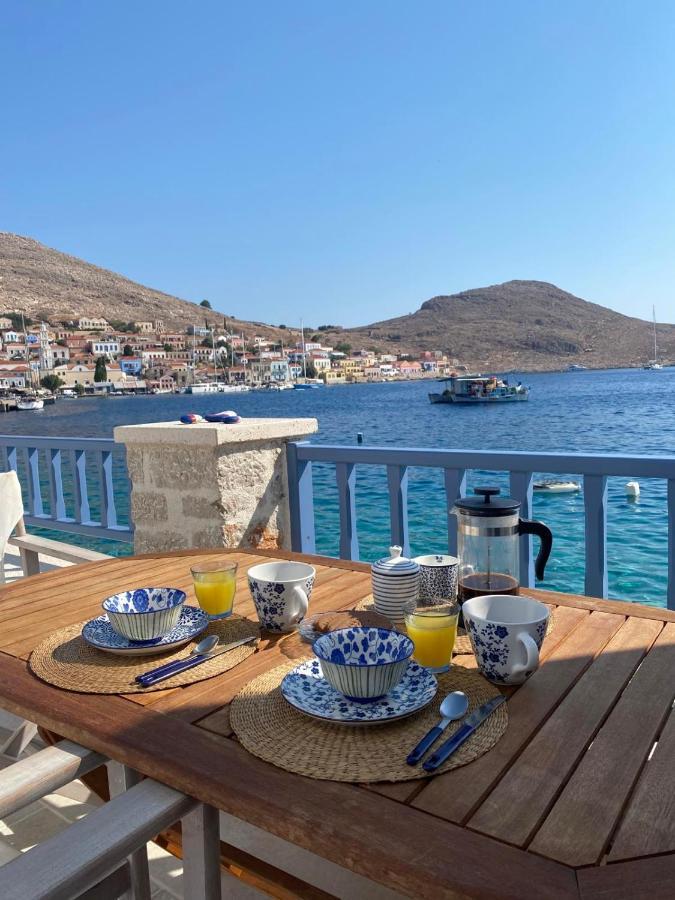 Halki Sea Breeze - A Waterfront Villa מראה חיצוני תמונה